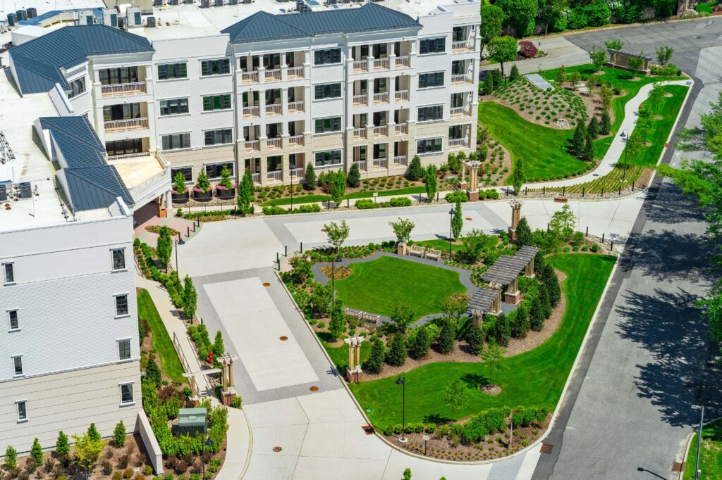 Discover the Best of Hauppauge: Dining, Shopping, and Everyday Convenience